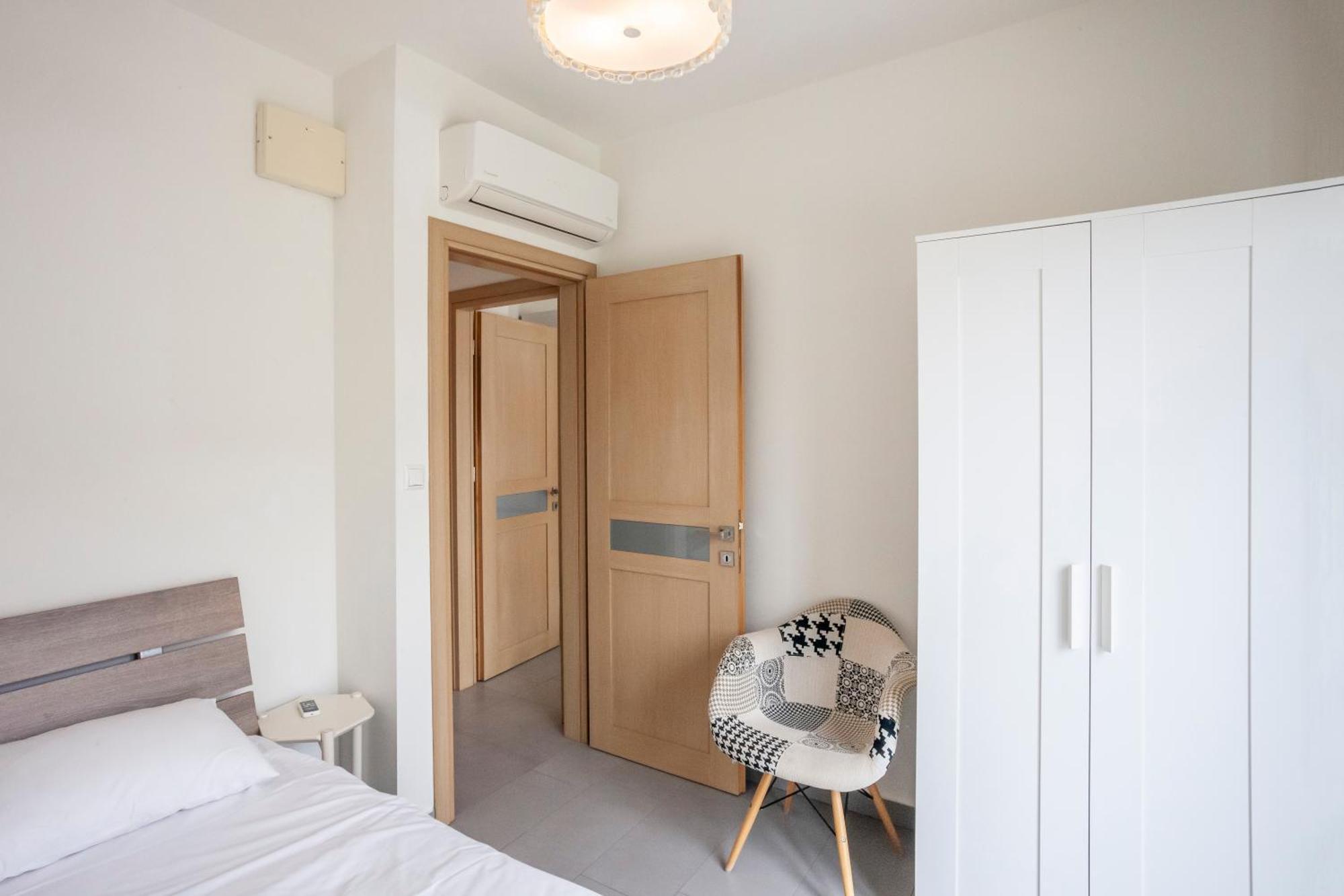 Aleksia Seaside Deluxe Apartment Пефкохори Екстериор снимка